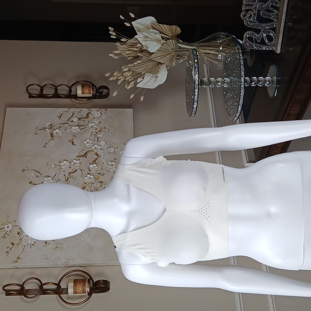 Women's Cream Seamless Wireless Bra By Lucky Brand. Size M